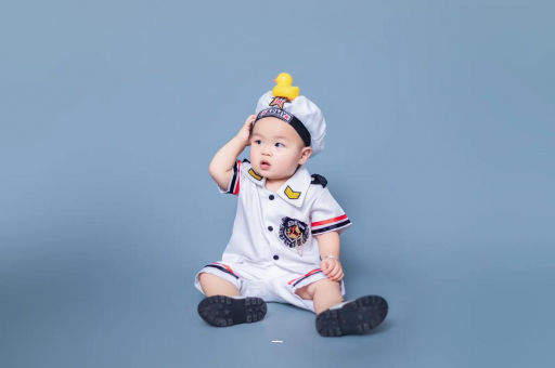 供卵包生男孩公司宝宝有点低烧怎么办